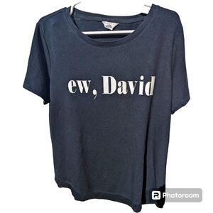 ew, David Schitt's Creek T-Shirt in Black women's Sz. L